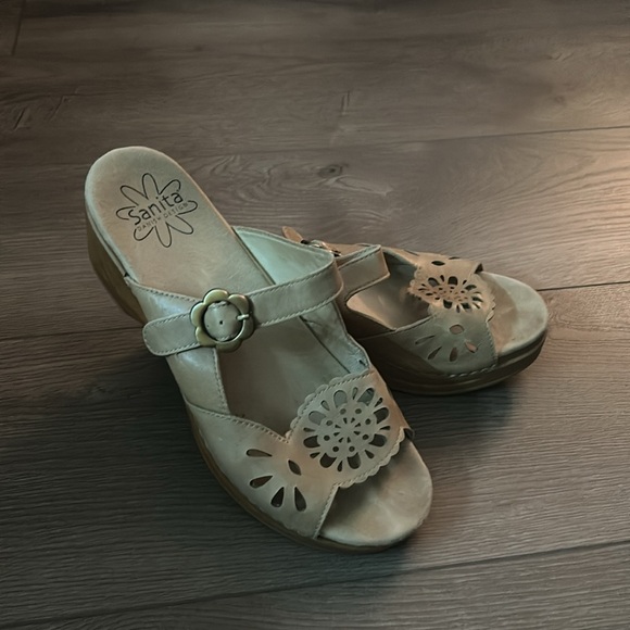 Slip on clog sandals - Picture 2 of 4